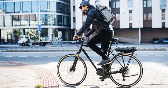 ir en bicicleta al trabajo