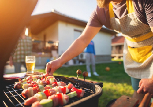 organiza una carne asada y un da de alberca